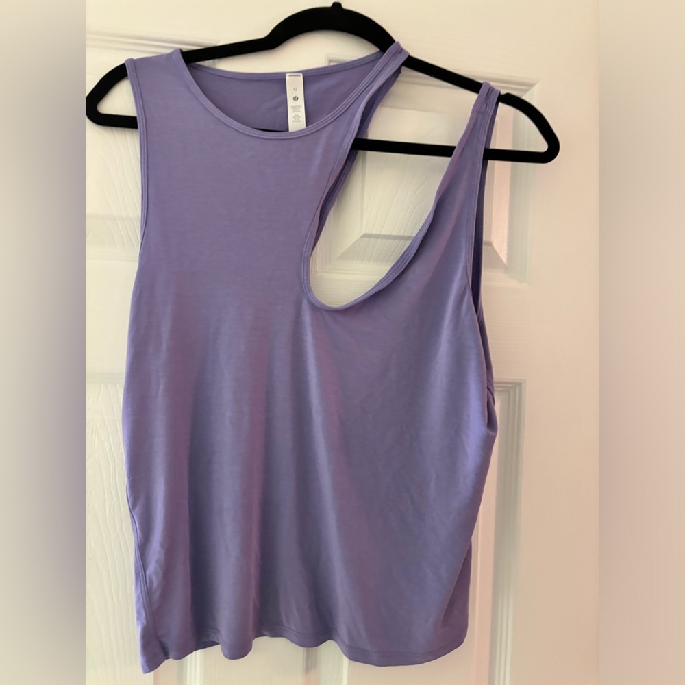NWOT Lululemon Cut-Out Shoulder Tank